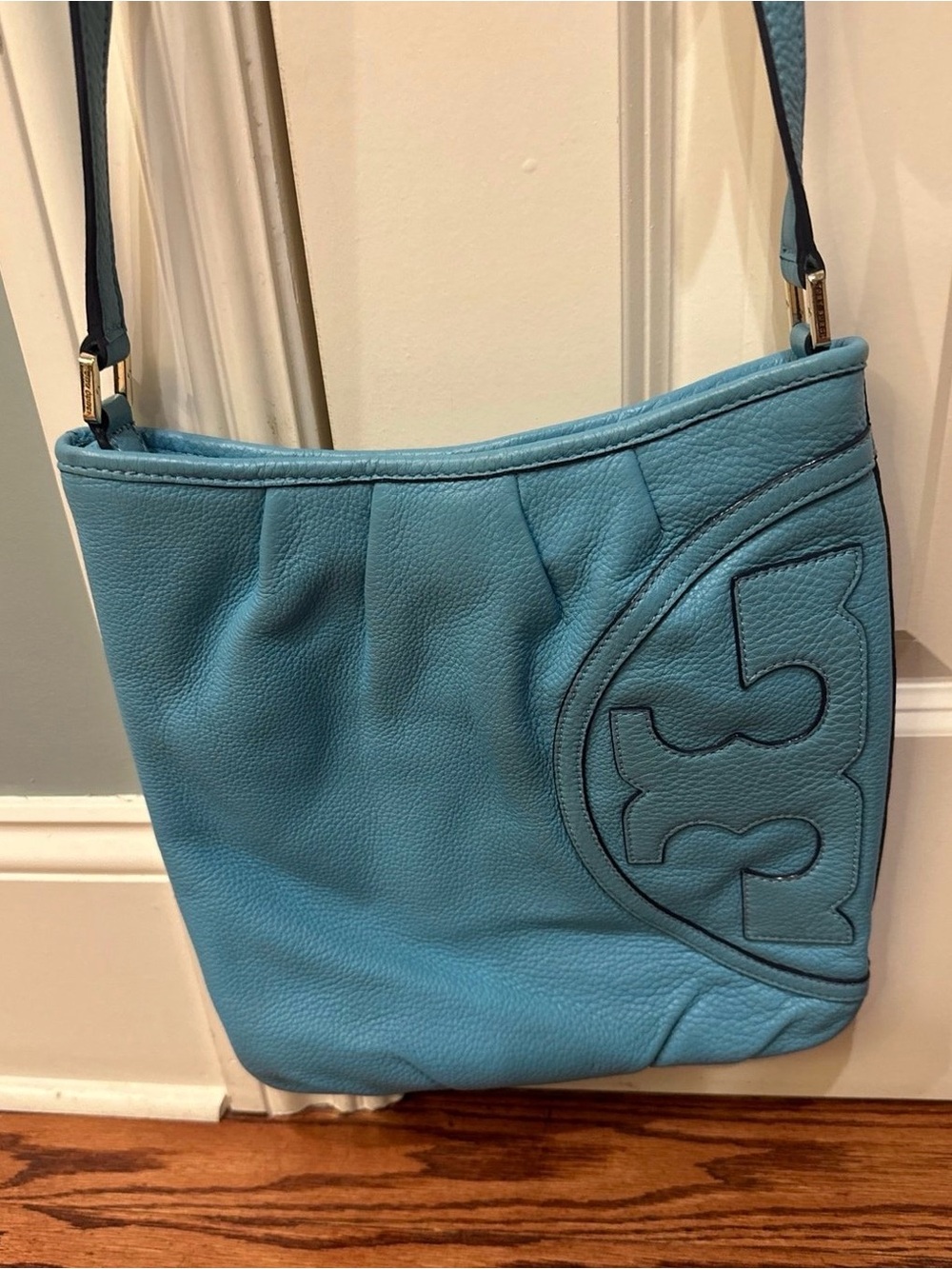 Tory Burch Light Blue Pebbled Leather Crossbody with Logo Appliqué